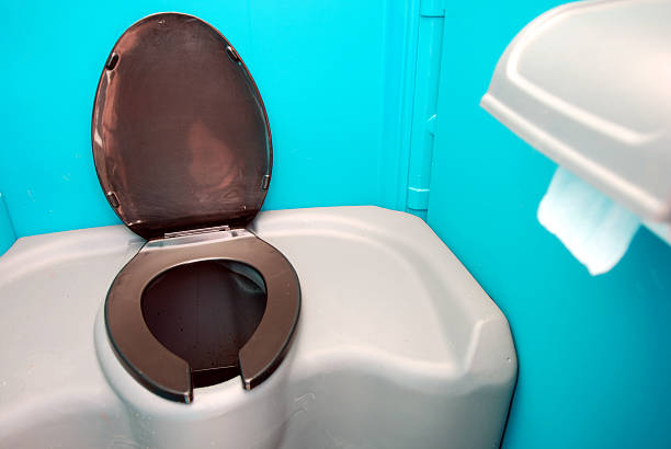 Best Luxury portable toilet rental  in East Palatka, FL