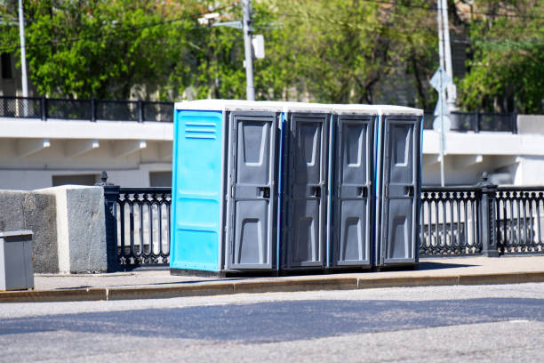 Best Luxury portable toilet rental  in East Palatka, FL