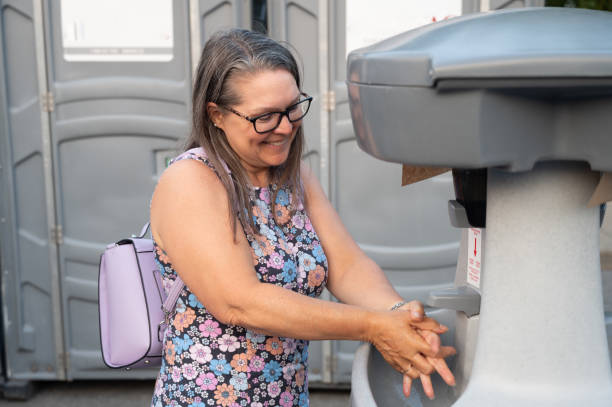 Best Portable toilet rental cost  in East Palatka, FL